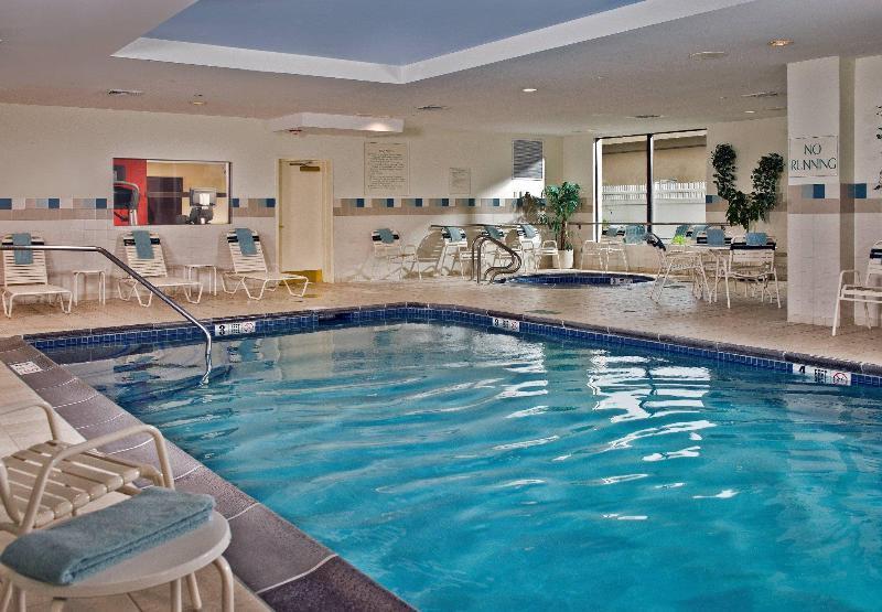 Courtyard Long Island Macarthur Airport Ronkonkoma Exterior photo